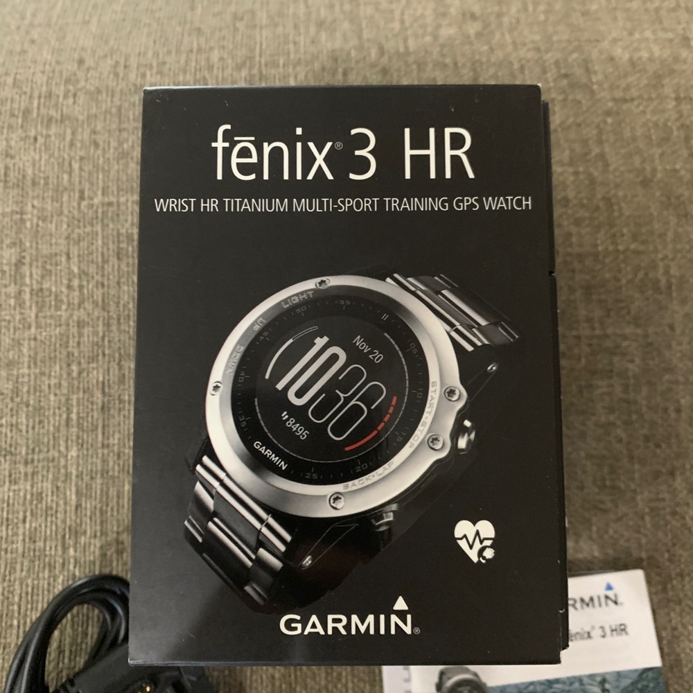Unisex Garmin Titanium GPS Watch - Picture 5 of 7